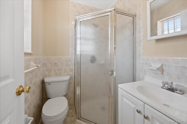 Building Photo - 2948 Wickham Ave