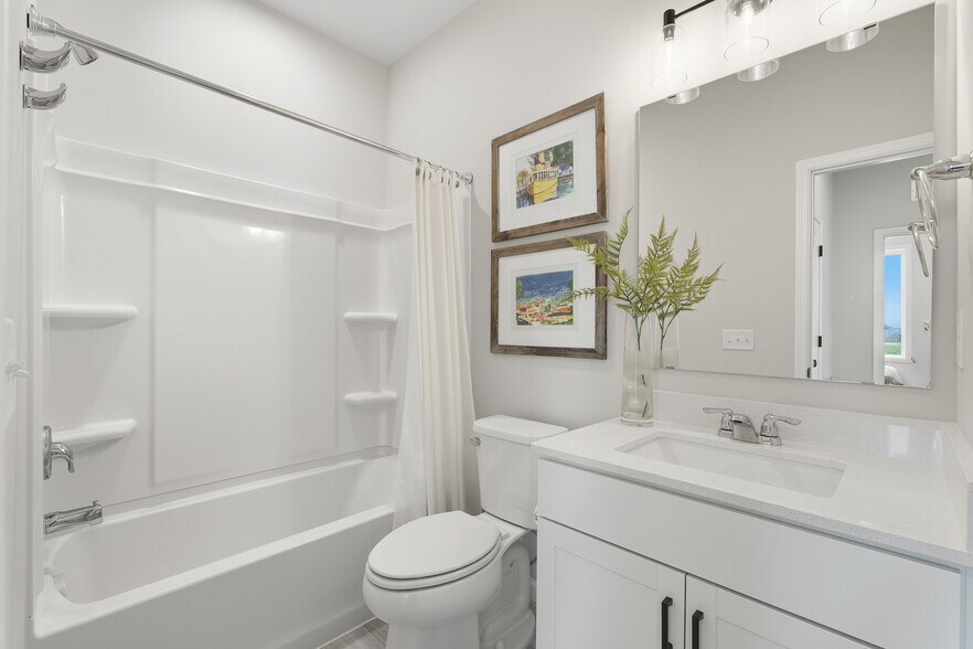 Building Photo - 3468 Knightsbridge Trl N