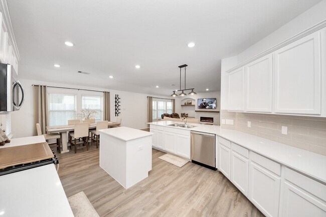 Building Photo - 2835 Mistygate Ct