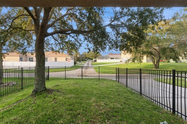 Building Photo - 1030 Bending Oak Trail