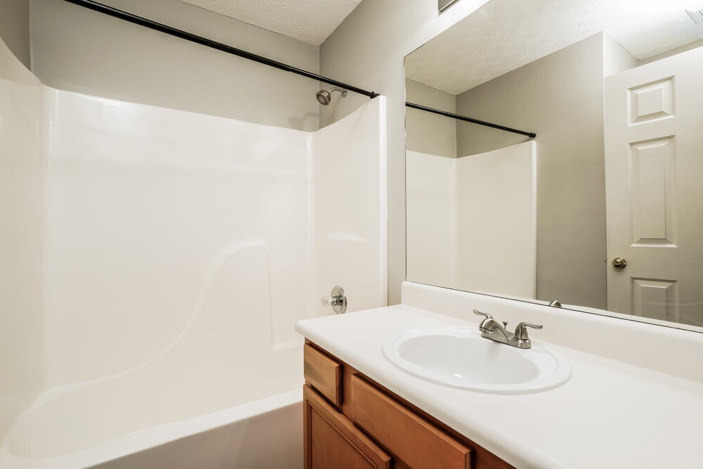 Building Photo - 7470 Royale Ct