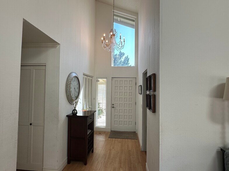 Building Photo - 125 Alta Mesa Ct