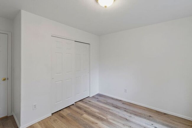 Building Photo - Wonderful 3 Bedroom Home with New Flooring and Paint