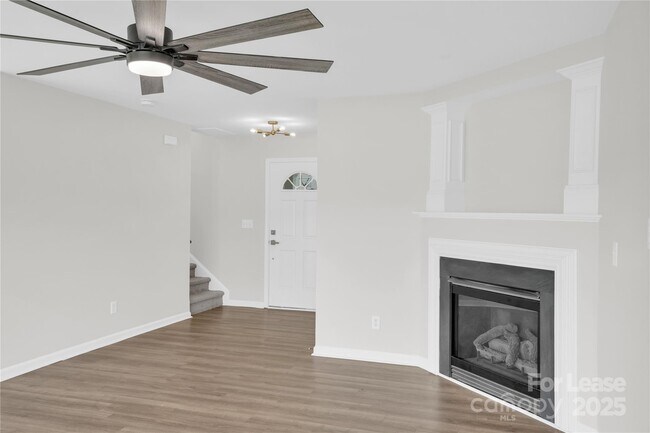 Building Photo - 12915 Deaton Hill Dr