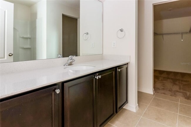 Building Photo - 2127 Peyto Wy