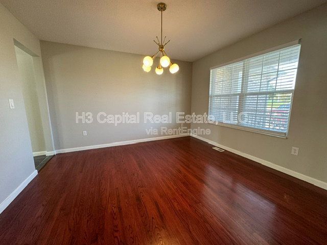 Building Photo - 1041 Flora Lake Ct