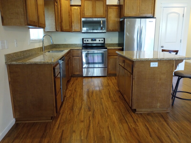 Building Photo - 1317 NW Conklin Ave