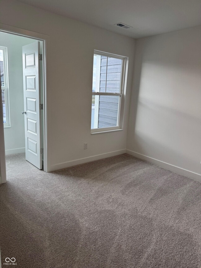 Building Photo - 15174 Swallow Fls Wy