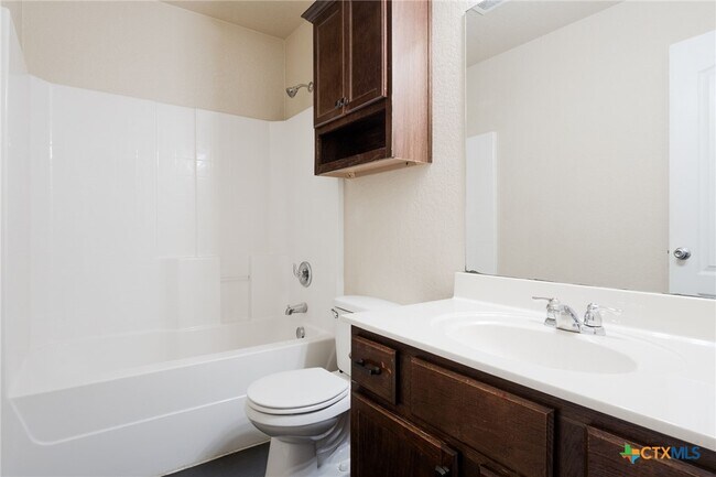 Building Photo - 209 Sugar Maple Ct