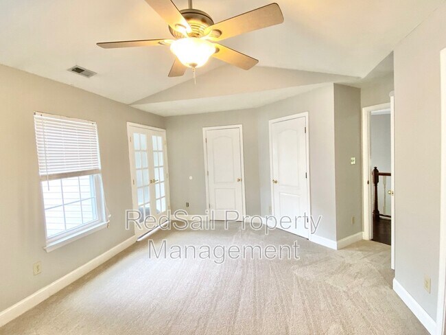 Building Photo - 949 Backspin Ct