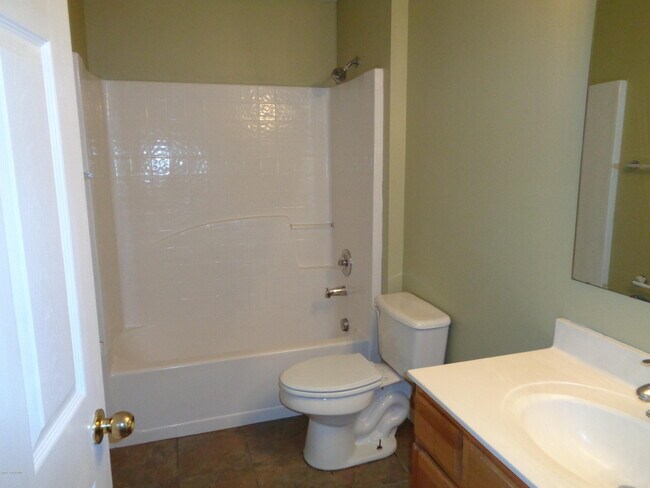 Building Photo - 1677 Sawgrass Dr SW