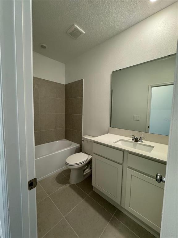 Building Photo - 3007 Maloof Dr