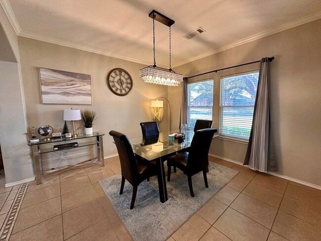 Building Photo - 5205 Greathouse Ave