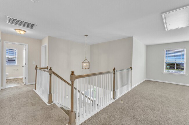 Building Photo - 4701 Kia Dr