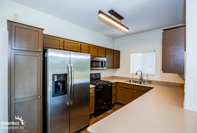 Primary Photo - Stylish Upstairs 2Bdm 2Ba Condo in a Desir...