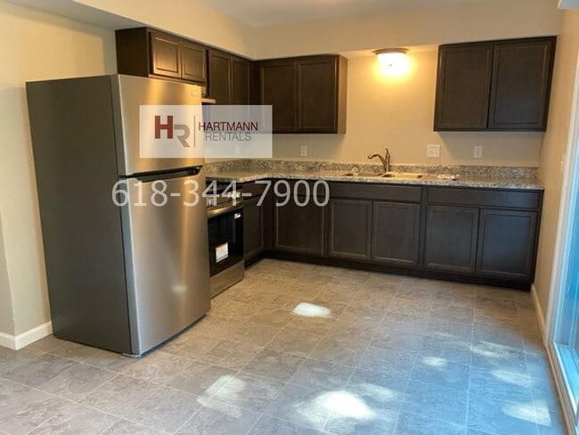 Building Photo - 1107 Arrowhead Dr