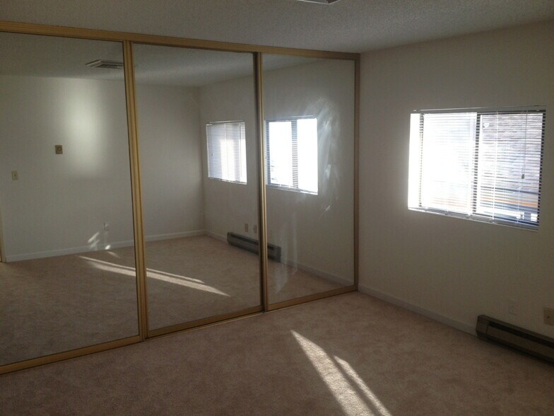 second bedroom - 2108 Alki Ave SW