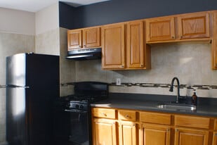 Kitchen - 197 Freeman Ave