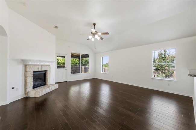 Building Photo - 3704 Pine Needle Cir