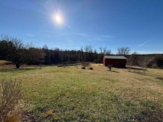 Building Photo - 5802 Roach Ridge