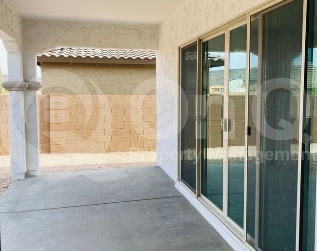 Building Photo - 12534 W Calle De Baca