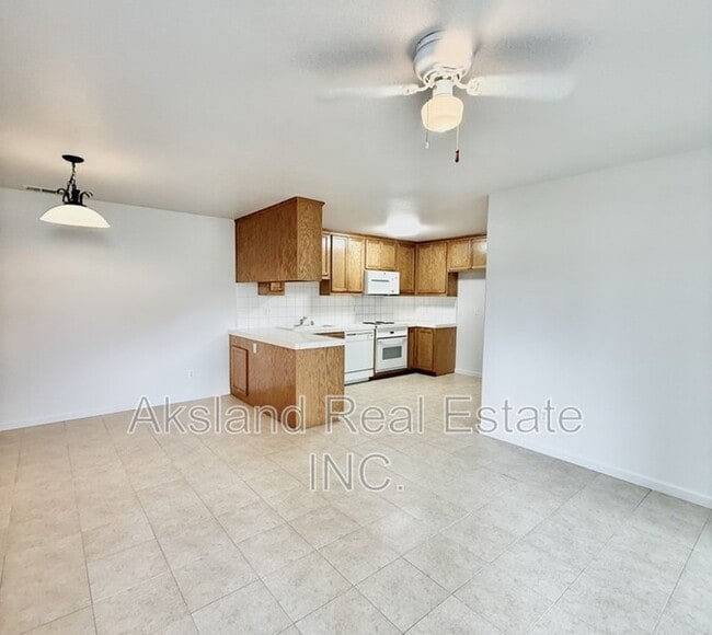 Building Photo - Manteca