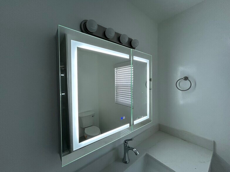 Bathroom No 1 - New Remode - 325 S Doheny Dr