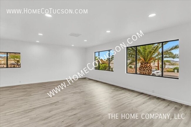 Building Photo - 5972 W Rafter Cir St