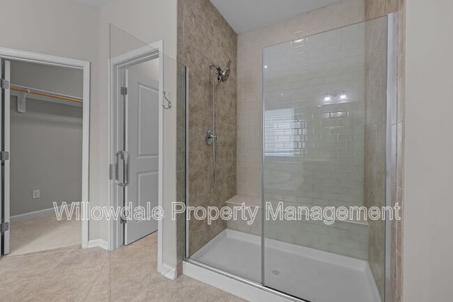 Building Photo - 4107 Bluff Oak Dr