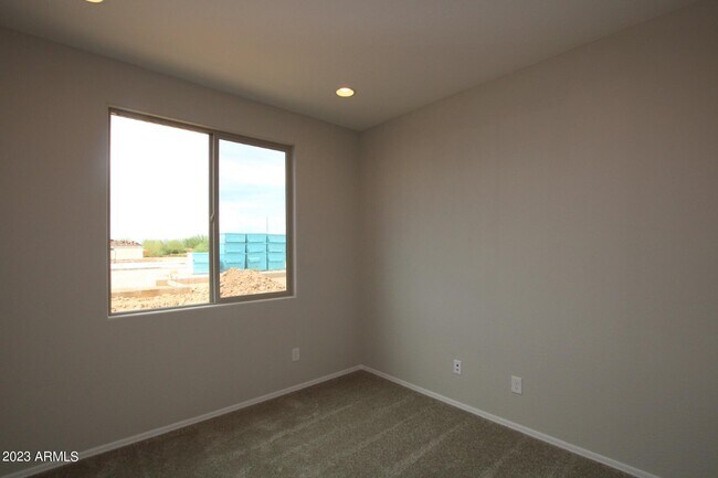 Building Photo - 21379 N 269th Ave