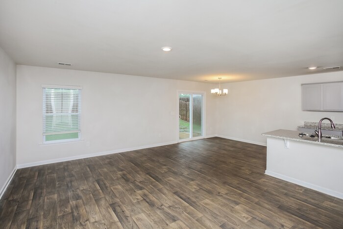 Building Photo - 75 Blue Fescue Way