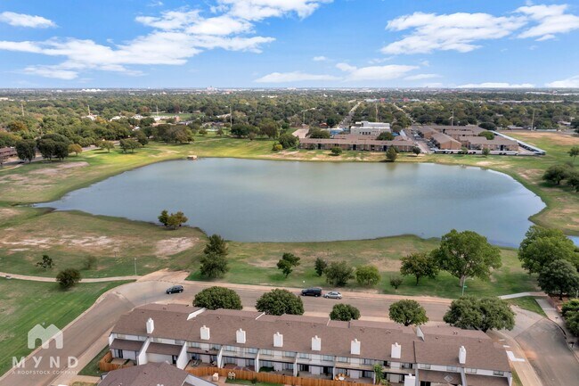 Building Photo - 3258 63rd St