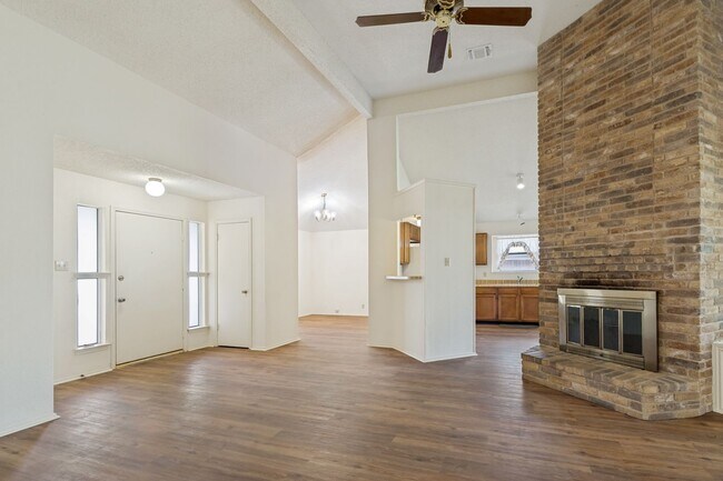 Building Photo - 7803 Forest Ranch