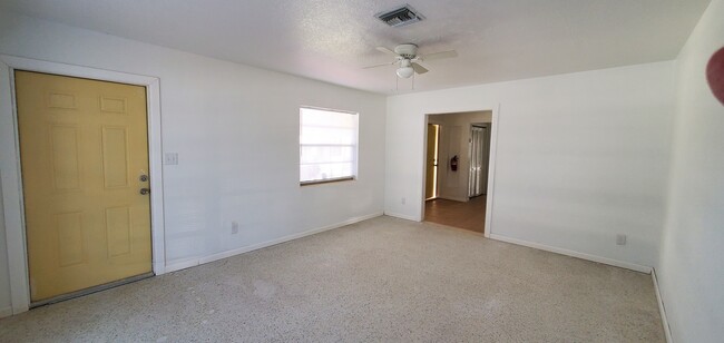 Living Room - 1531 Evans Ave