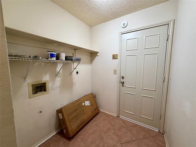 Building Photo - 7905 Rice Dr