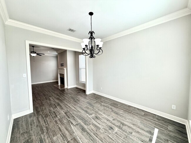 Building Photo - Spacious 3BR Corner-Lot Home in Reserve at Conway