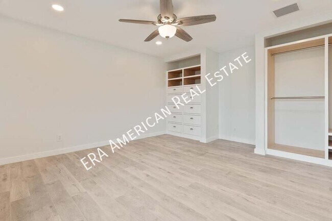 Building Photo - 228 Amberjack Dr