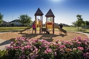 Building Photo - 223 Sintra Lk Wy