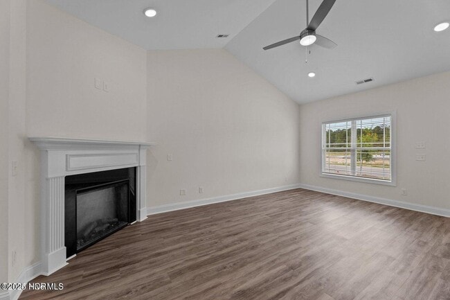 Building Photo - 4504 Laurel Rdg Dr