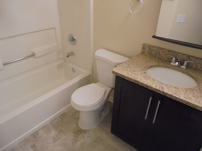 Building Photo - 270 Bridlewood Cir