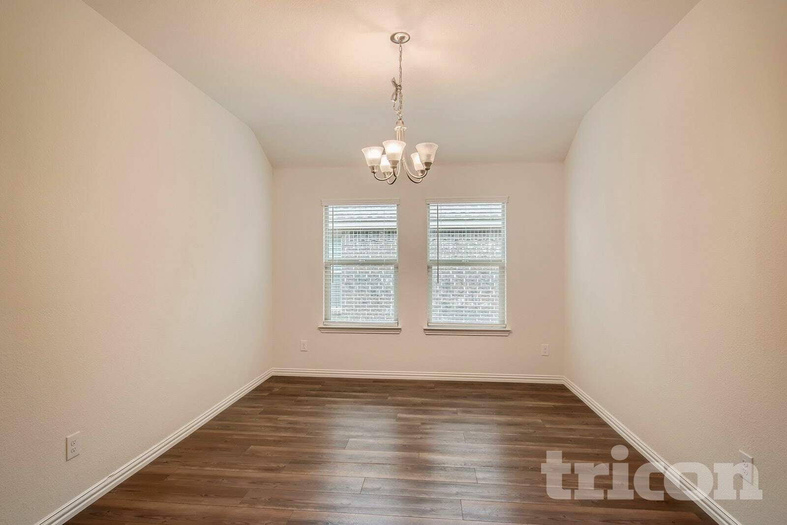 Building Photo - 1348 Renoir Dr