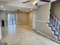 Building Photo - 422 Via Cascata Dr