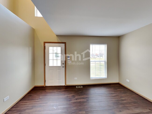 Building Photo - 3107 Arborsedge Dr