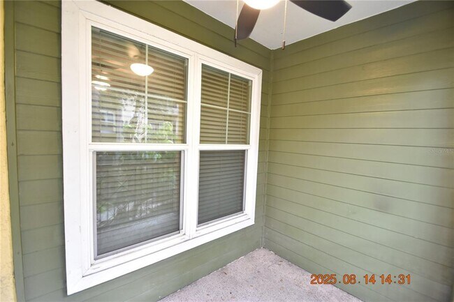 Building Photo - 1810 E Palm Ave
