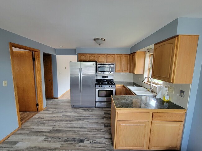 Building Photo - 2306 N 75th Ave