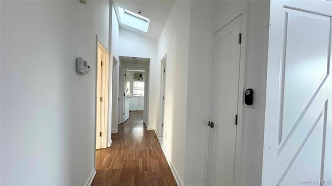 Building Photo - 34 Marksman Ln