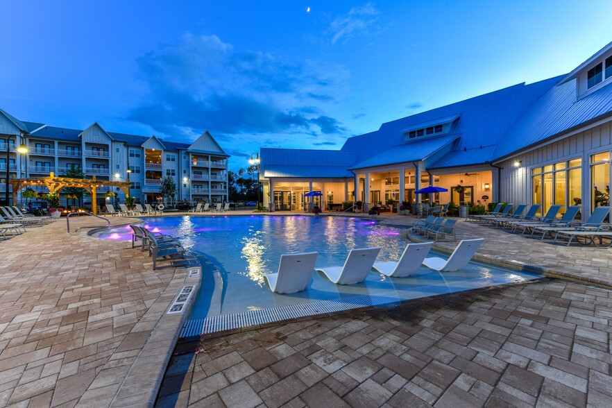 Legends at Clara 900 Clara Ave Panama City Beach FL 32407 Apartment