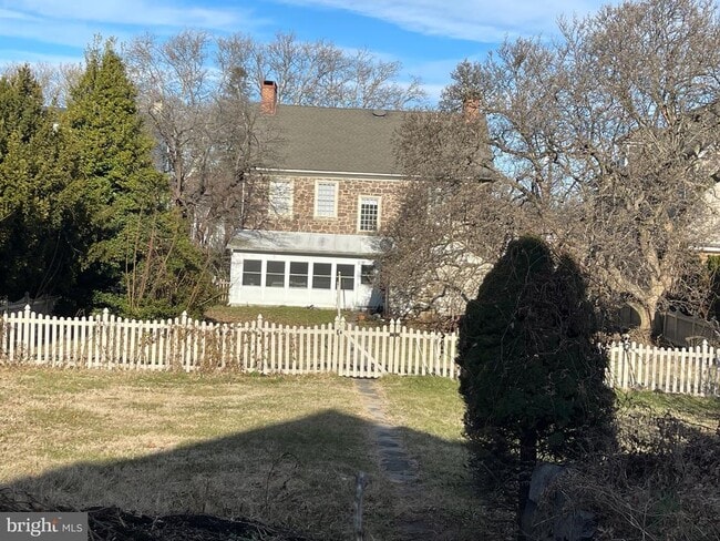 Building Photo - 16 Philadelphia Ave