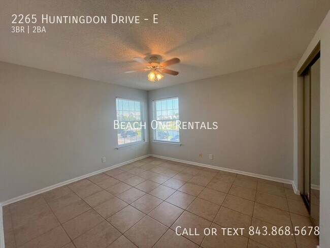 Building Photo - 2265 Huntingdon Dr