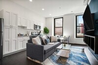 Building Photo - 209 9th St